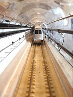 Étude d'un train dans un tunnel (Eurotunnel) dans le souffleur Bréguet