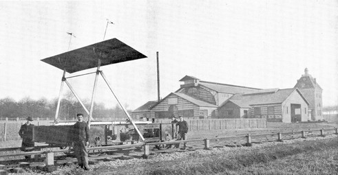 Chariot électrique équipé d'une voilure pour un essai